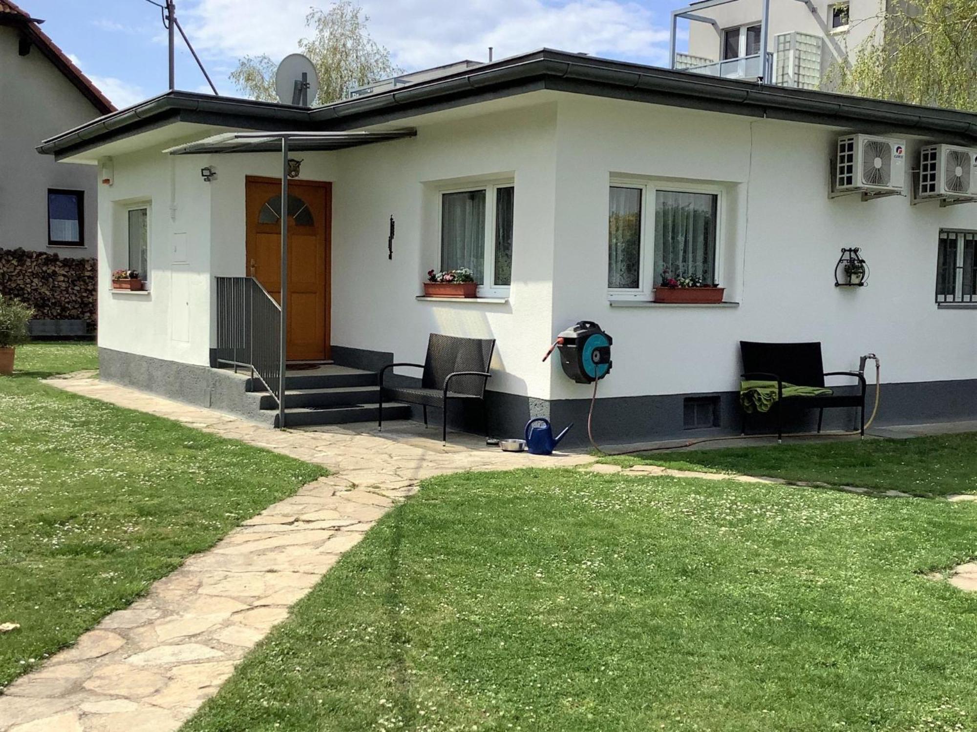 Holiday Home Bungalow Leopoldau By Interhome Bécs Kültér fotó